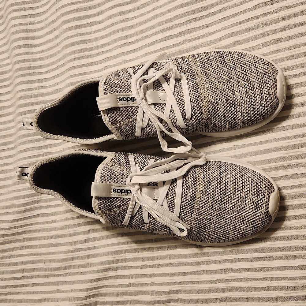 Adidas cloudfoam sneakers